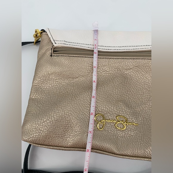 Jessica Simpson Chic Colorblock Crossbody Bag - Picture 10 of 10
